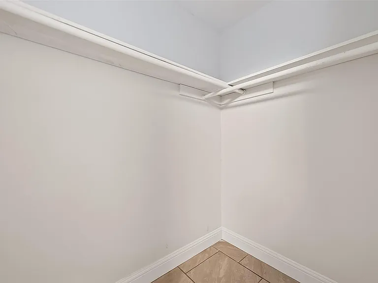 509 Southern Oaks Dr — Photo 21