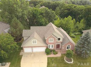 5412 W Fieldstone Dr, Peoria, IL