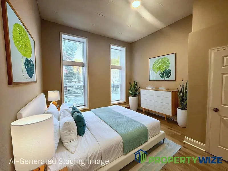 1712 Madison Ave — Photo 2