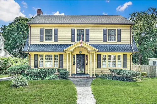 61 Villa Ave #1 Photo 1