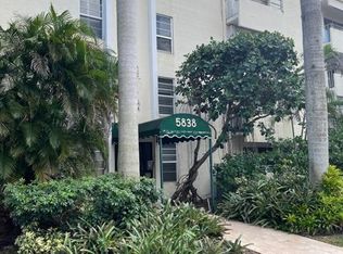 5838 SW 74th Ter APT 117, South Miami, FL 33143