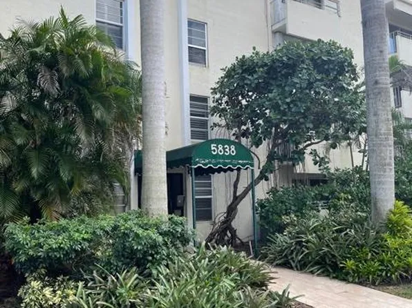 5838 SW 74th Ter, South Miami, FL
