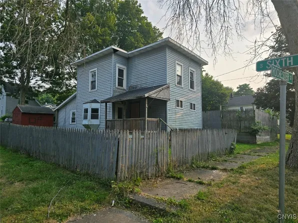 524 Rochester St, Fulton, NY 13069