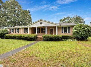 204 Woodfield Ave, Fountain Inn, SC 29644