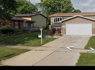 18700 Cypress Ave, Country Club Hills, IL