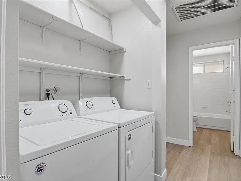 6224 Caprino Ave — Photo 21
