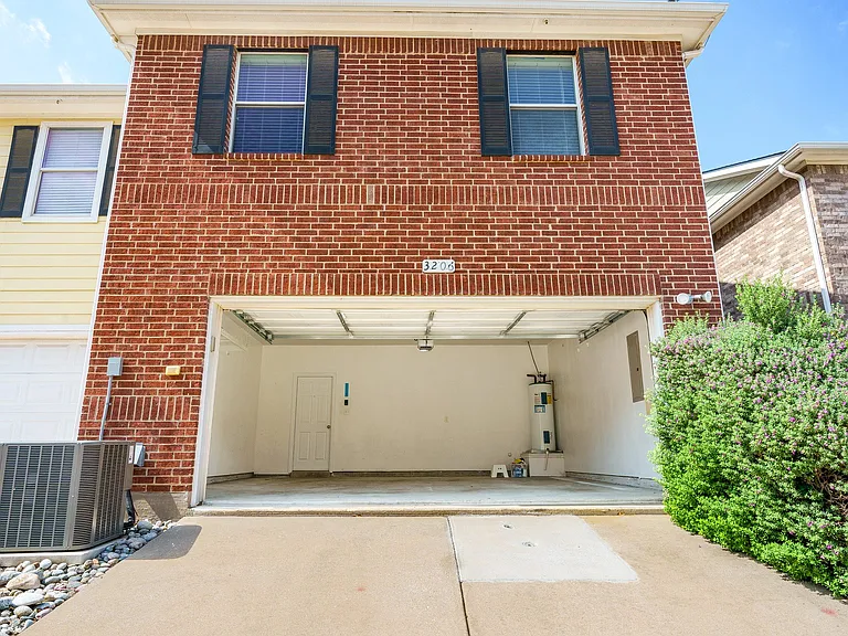 3206 Bedford Rd — Photo 22