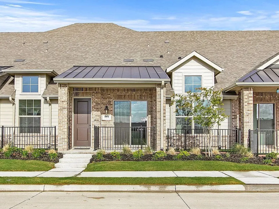 604 Tall Grass Trl