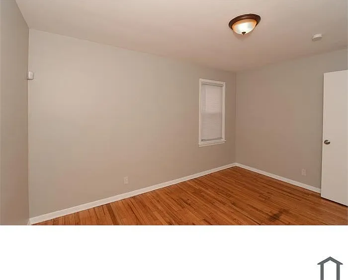 12328 Grannis Rd — Photo 16