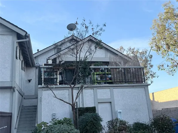 9066 Candlestick Ln #5, Cypress, CA 90630