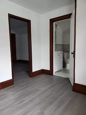 4th image of 344 E 22nd St #2