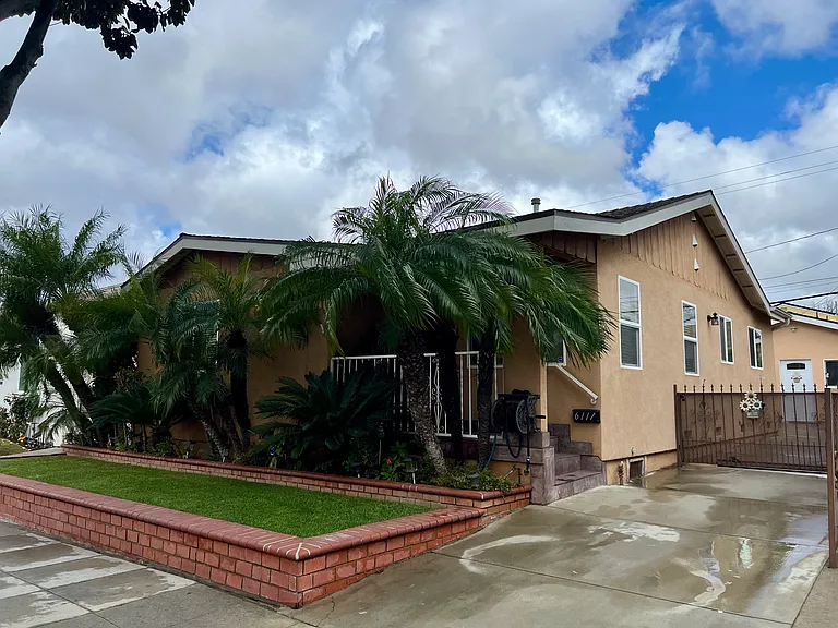 6115 Fairfield St — Photo 4