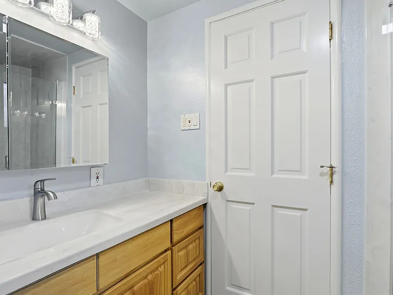 1265 Prescott Ave — Photo 24