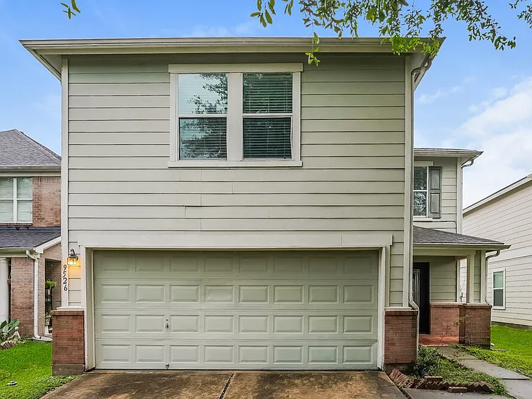 9526 Yearling Branch Dr — Photo 1
