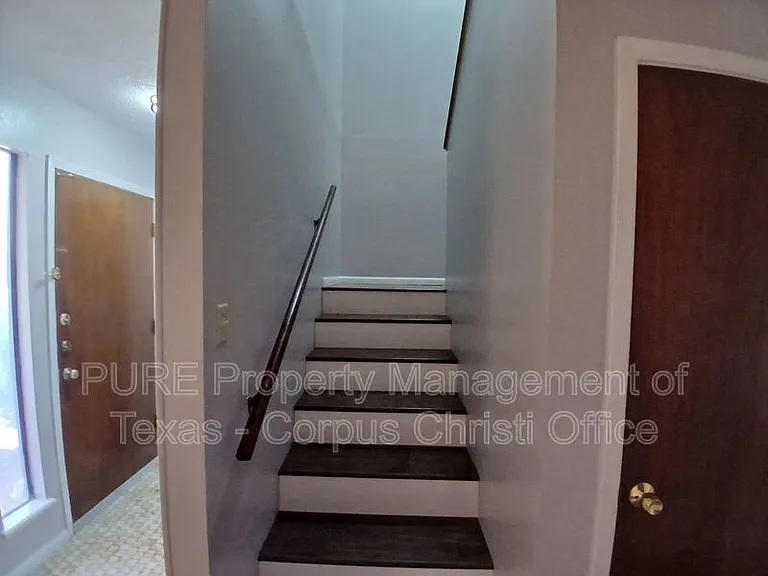 5001 Middlecoff Rd #1A — Photo 12