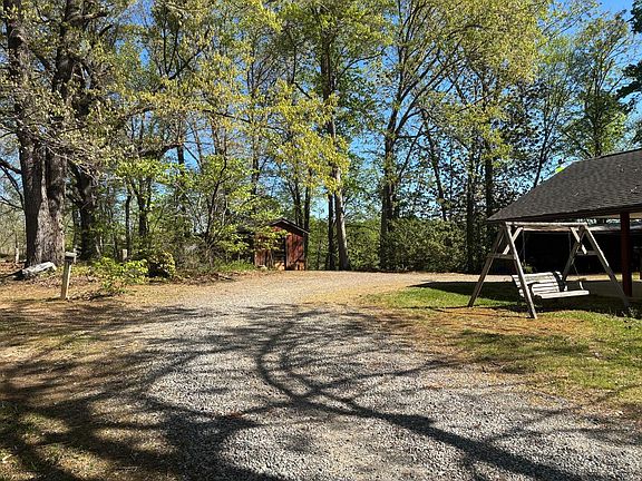2nd image of 1115 Robin Ridge Rd