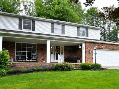 13525 Strathmore Dr, Valley View, OH, 44125