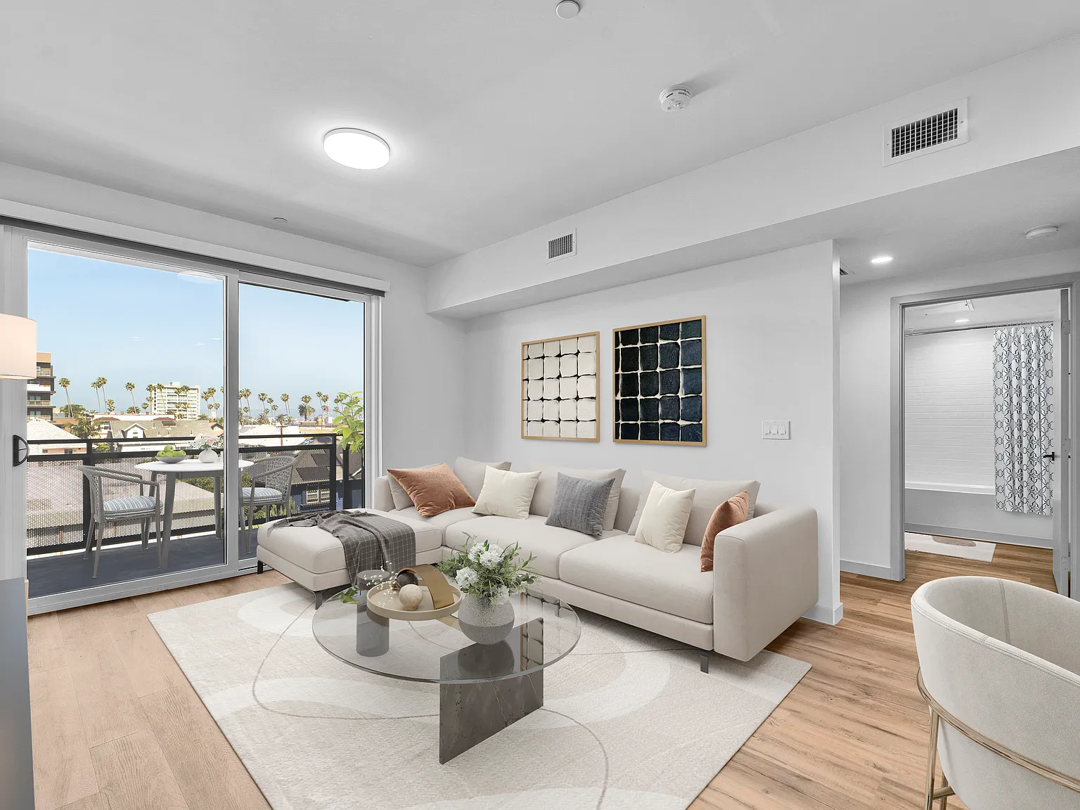 2 bed, 1000 sqft, $2,390 — Photo 2