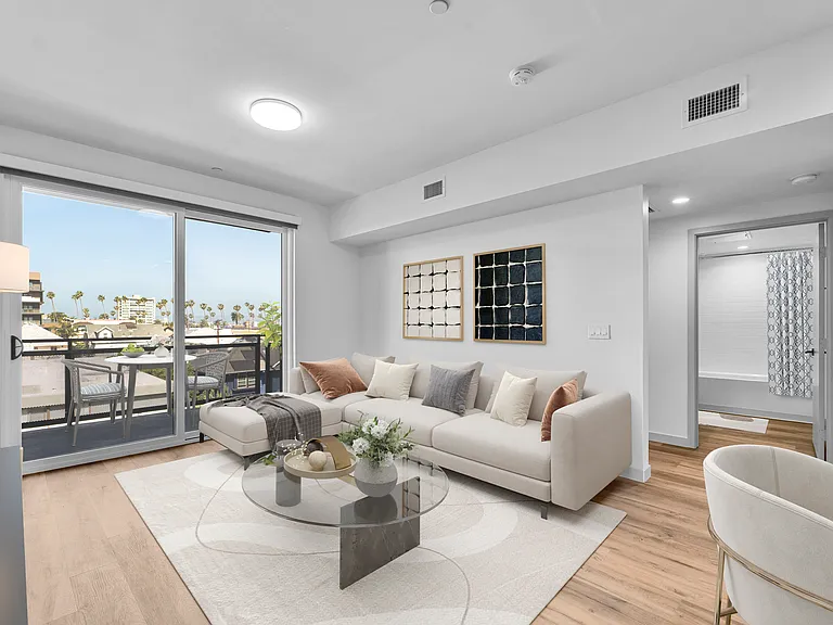 1240 Magnolia Ave #201 — Photo 6