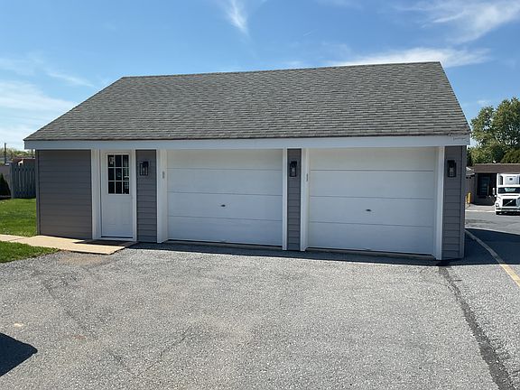 5th image of 15 Owl Hill Rd