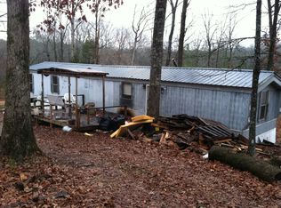 243 Long Point Rd, Linden, TN 37096