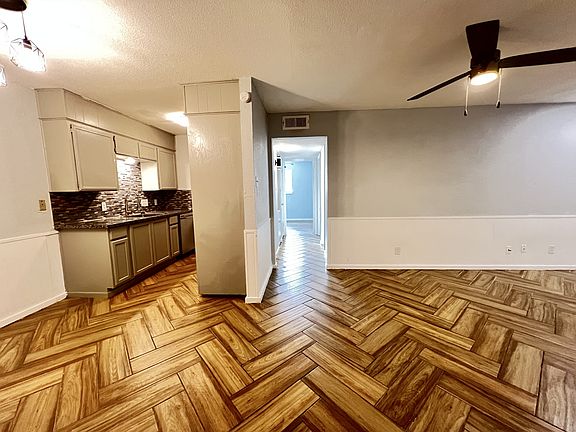 2nd image of 425 Gilmer St APT 9