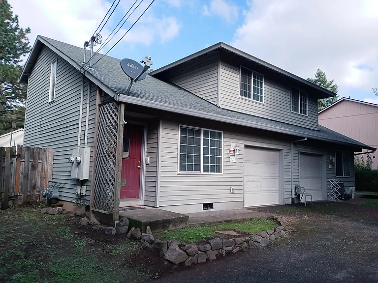 SE 87th Ave — Photo 1