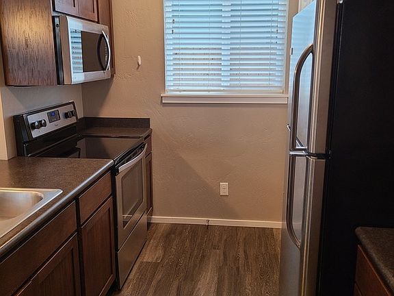 3rd image of 2207 Strand Ave #A