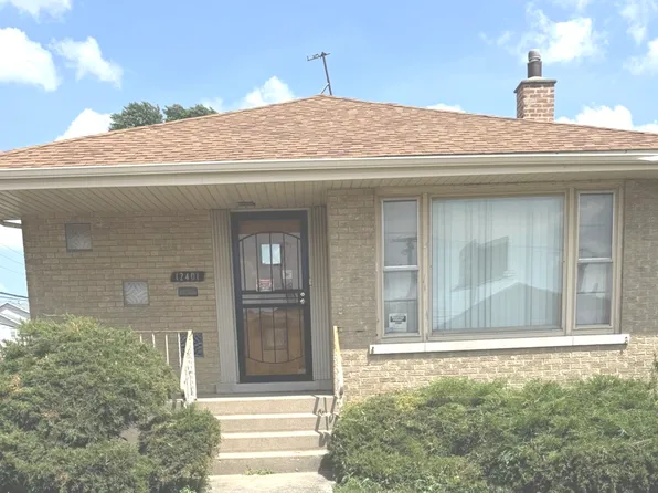 12401 S Justine St, Calumet Park, IL 60827