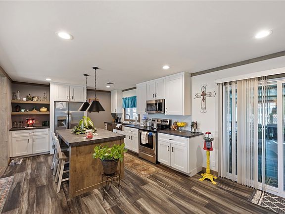 4th image of 89 & 31 Huett Ln