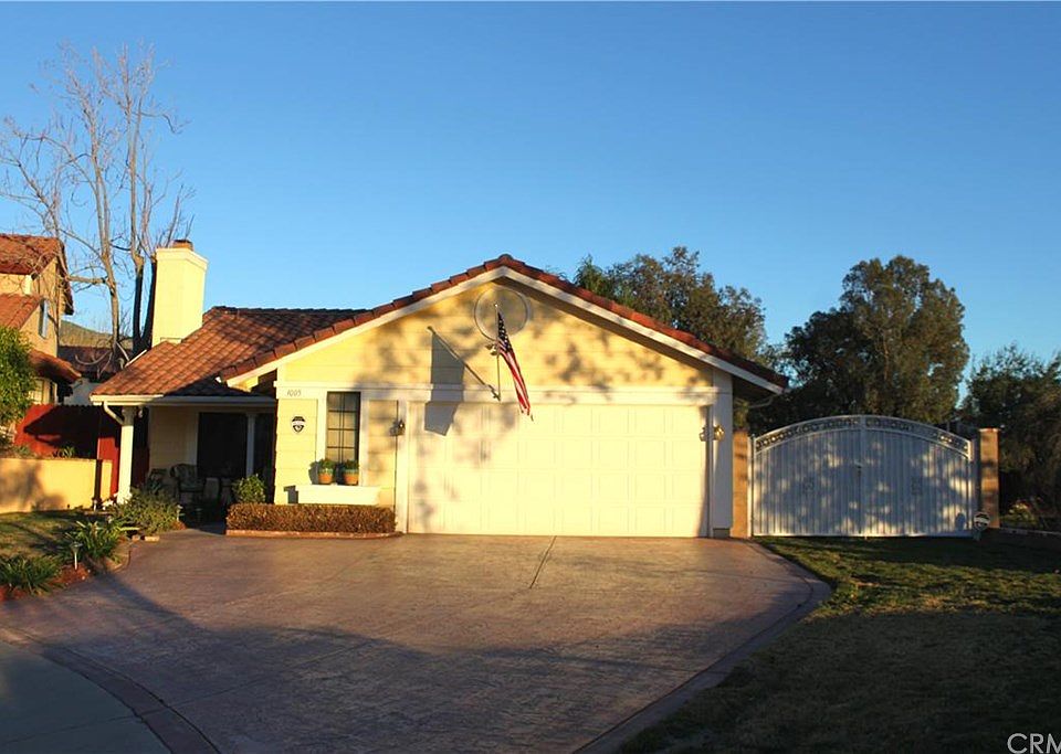 1st image of 3005 Dundee Ave