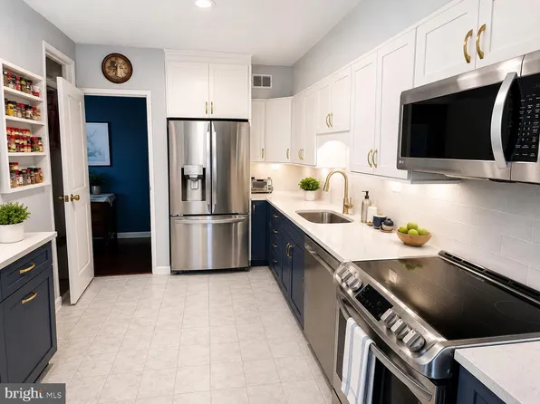5500 Holmes Run Pkwy APT 1406, Alexandria, VA 22304