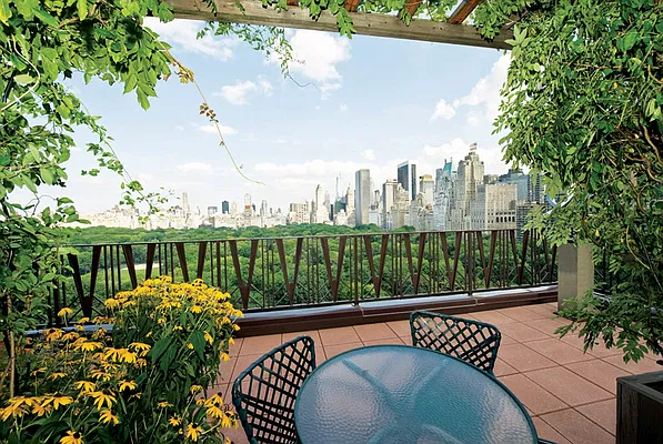 Sold by Stribling | media 10
