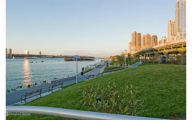 Sold by Douglas Elliman | media 15