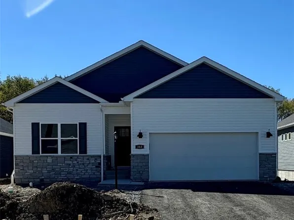 383 Gleneagles Dr, Butler, PA 16001