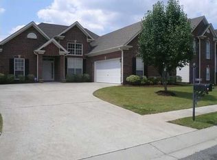 2253 Forest Lakes Ln, Sterrett, AL 35147
