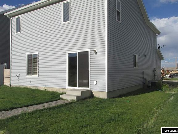 4th image of 3828 Harrier Dr