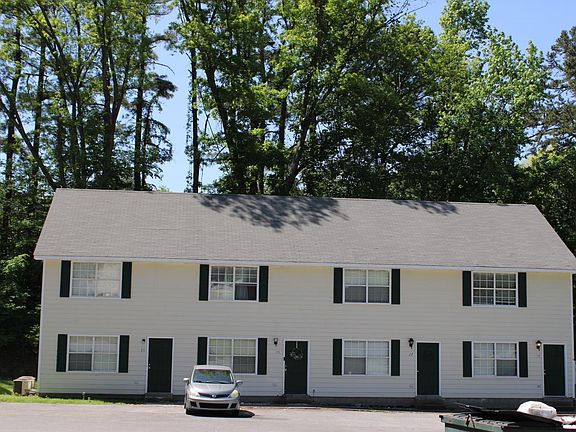 3rd image of 28U Drake Ave