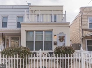 2225 Cedar St, Philadelphia, PA 19125