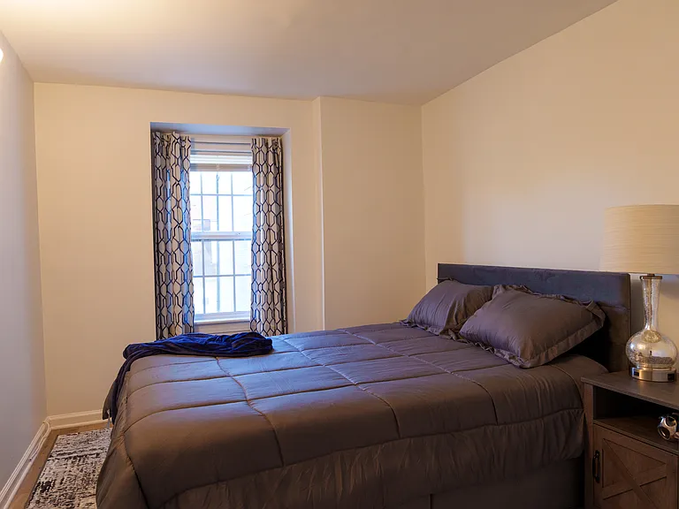 8439 Pioneer Dr — Photo 12