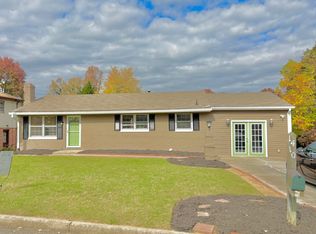 1410 Freeborn Cir, Roanoke, VA 24014