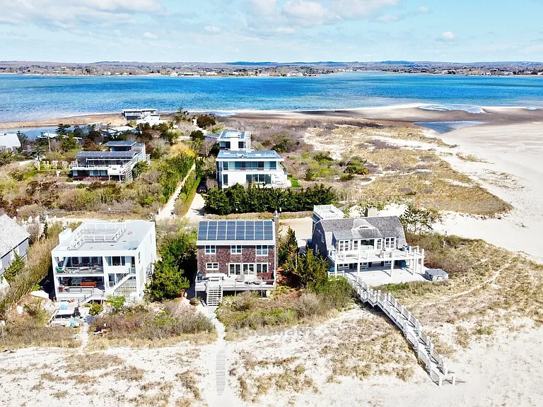 1335 Flying Point Rd — Photo 30