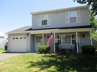 885 Columbus Dr, Brick, NJ 08724