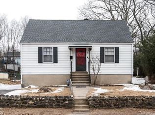 150 Benefit St, Waterbury, CT 06704