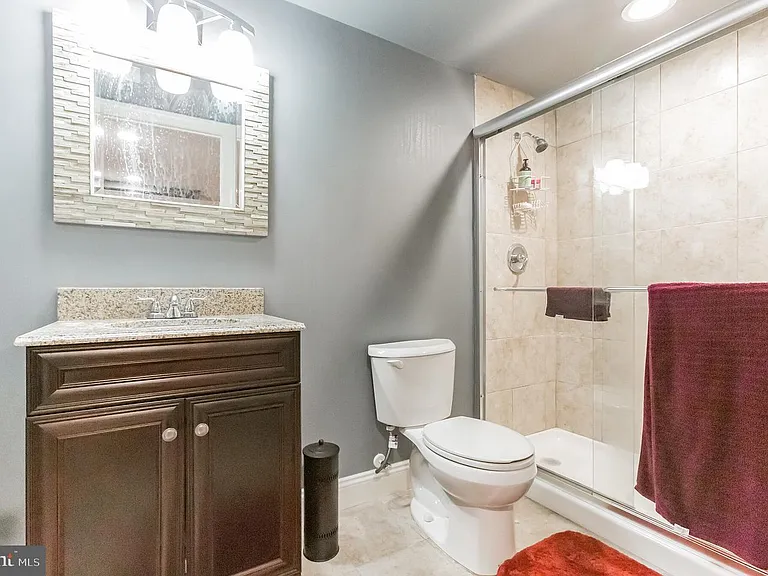 618 Sunderland Ave — Photo 27