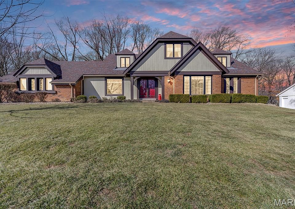 1st image of 15137 Chamisal Dr