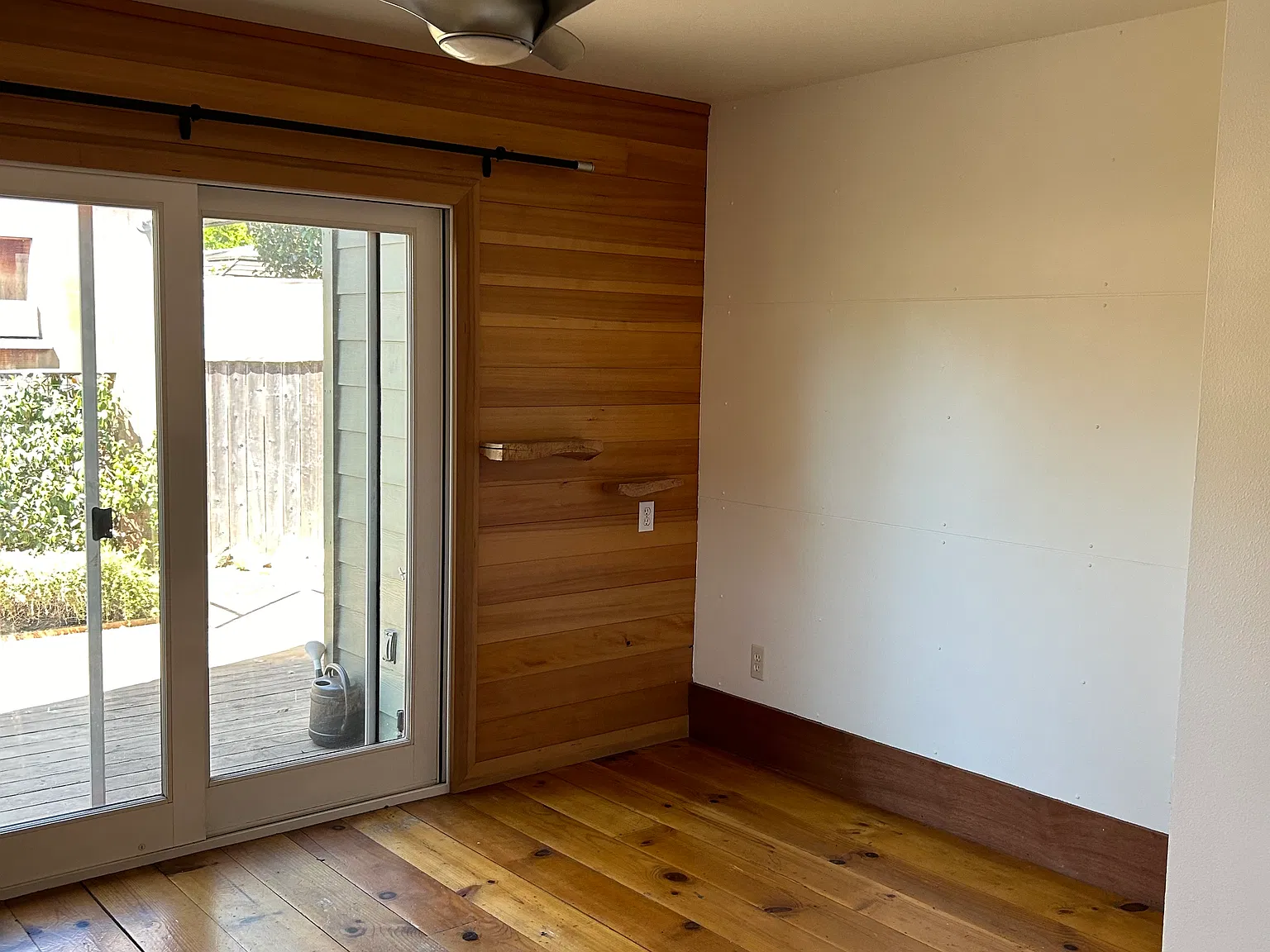 629R Pine St — Photo 4