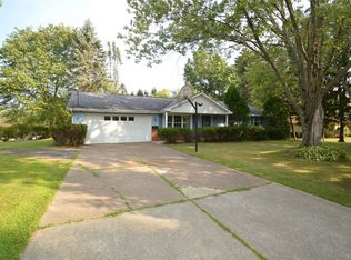 5518 W 50th St, Fairview, PA 16415