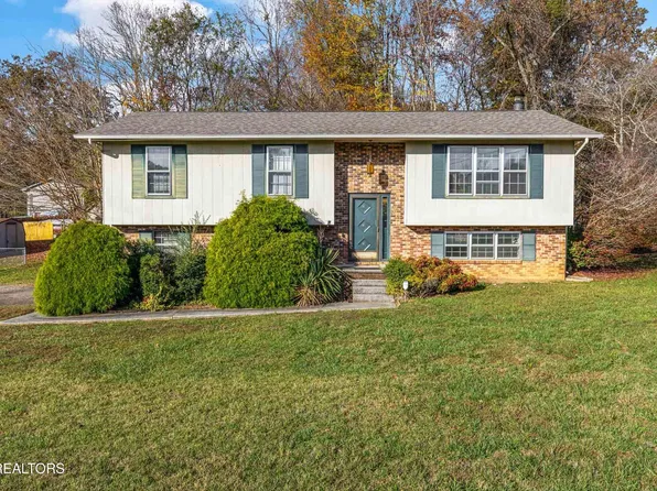 8405 Sonesta Dr, Knoxville, TN 37938