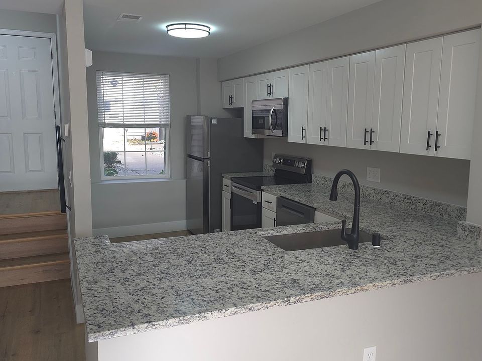 1st image of 114-120 Grand Ave #120A